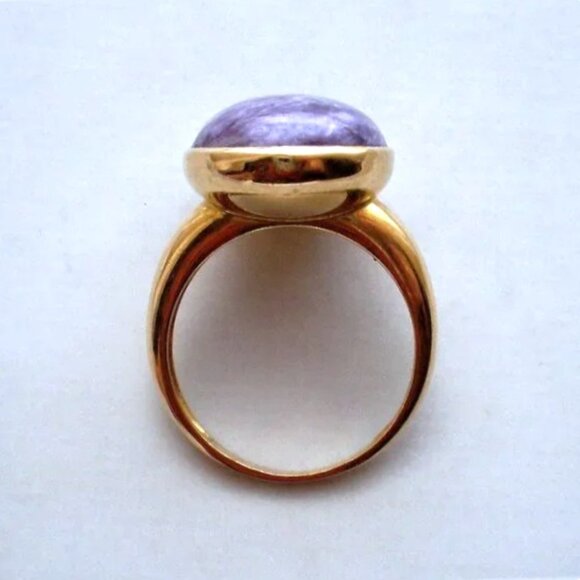 Vintage Solid 18K 750 Yellow Gold Russian Purple Violet Charoite Cabochon Ring - Picture 7 of 12
